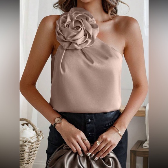 Elegant Navy Blue Floral - Picture 15 of 16